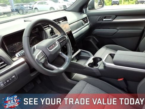 New 2026 GMC Terrain Elevation AWD/4WD image 3