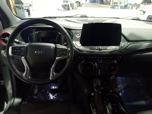 Used 2023 Chevrolet Blazer RS w/ Driver Confidence II Package AWD/4WD image 7