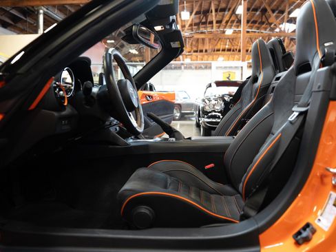 Used 2019 MAZDA MX-5 Miata 30th Anniversary image 60