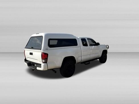 Used 2023 Toyota Tacoma SR w/ SR Convenience Package RWD image 6