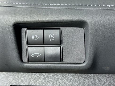 Certified 2025 Toyota Highlander XSE AWD/4WD image 10
