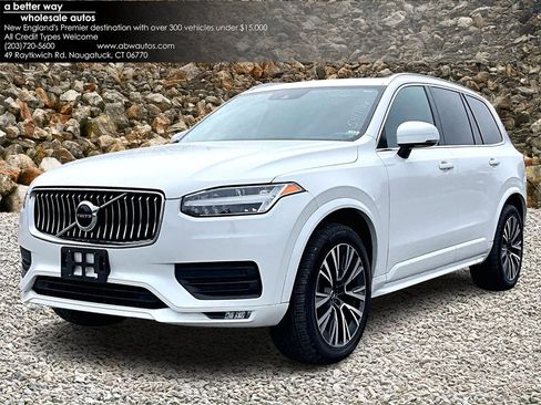 Used 2020 Volvo XC90 T6 Momentum image 1