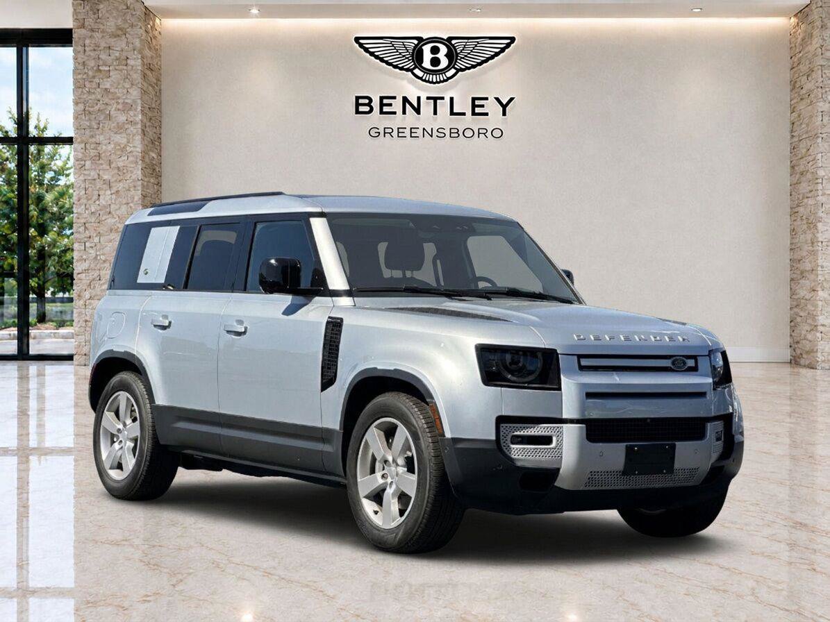 Used 2024 Land Rover Defender 110 S AWD/4WD image 7