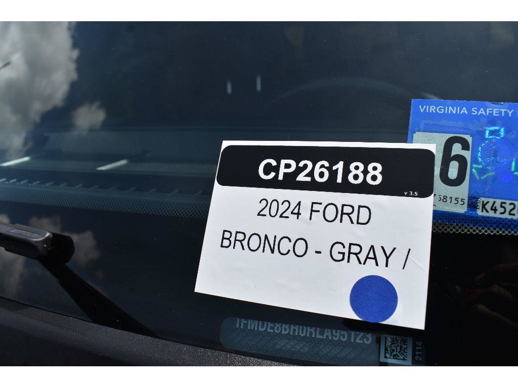 Used 2024 Ford Bronco Outer Banks AWD/4WD image 36