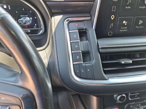 Used 2023 GMC Yukon XL AT4 w/ AT4 Premium Package AWD/4WD image 31