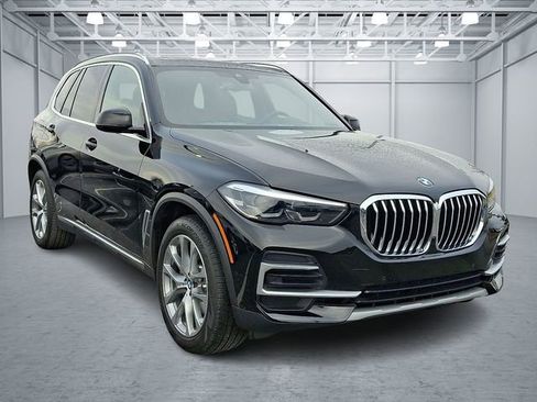 Certified 2023 BMW X5 xDrive40i w/ Premium Package image 3