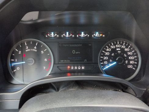 Used 2018 Ford F150 XLT w/ Equipment Group 302A Luxury AWD/4WD image 18