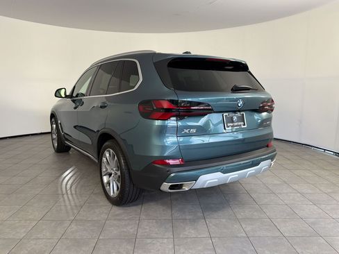 Used 2026 BMW X5 xDrive40i AWD/4WD image 3