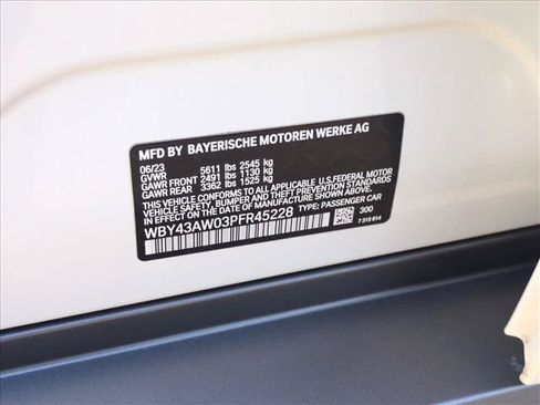 Used 2023 BMW i4 eDrive35 w/ Premium Package RWD image 26