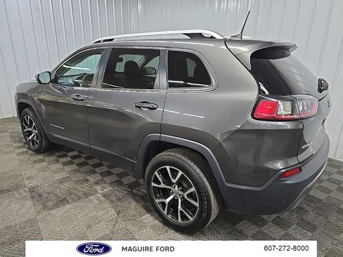 Used 2020 Jeep Cherokee Limited AWD/4WD image 11