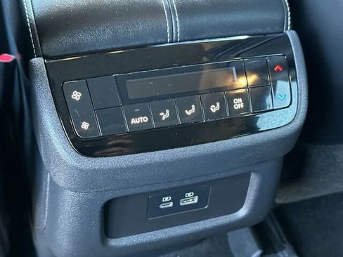 Used 2025 INFINITI QX60 Pure image 15