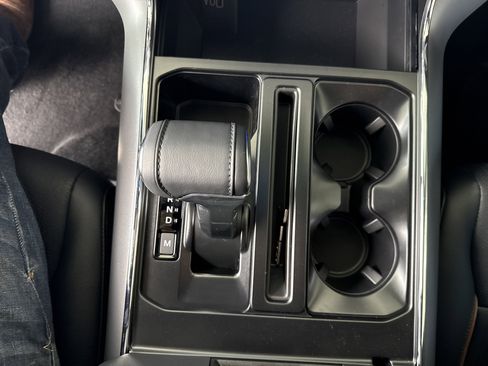 New 2025 Ford F150 Lariat w/ Equipment Group 501A Mid image 28