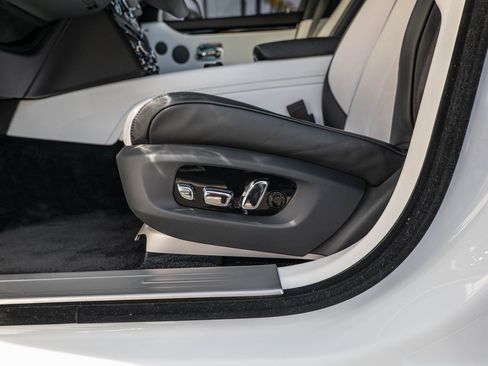 Used 2022 Rolls-Royce Ghost image 27