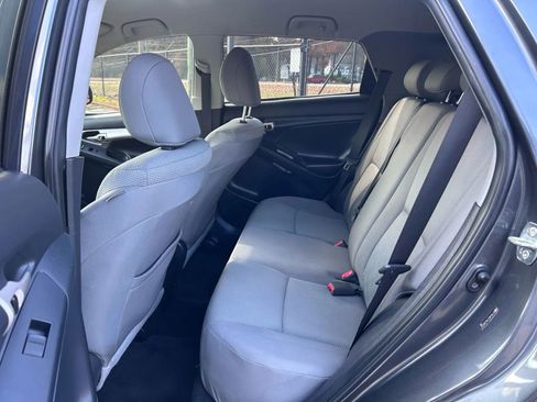 Used 2010 Toyota Matrix image 7