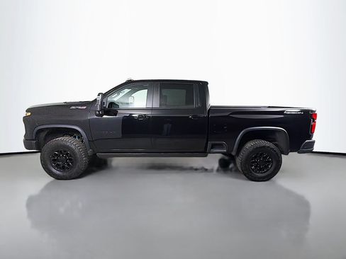 Used 2025 Chevrolet Silverado 2500 ZR2 w/ ZR2 Bison Edition AWD/4WD image 9