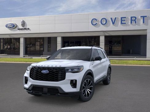 New 2026 Ford Explorer ST-Line image 2