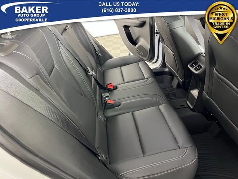 New 2026 Buick Envision Preferred image 12