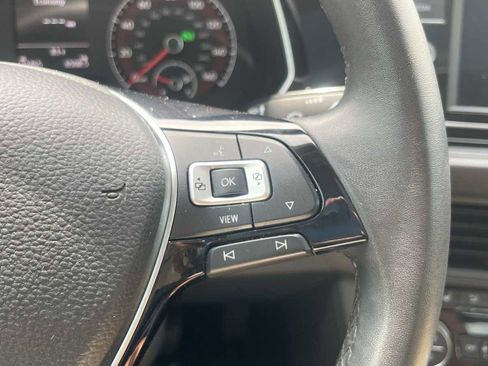 Used 2020 Volkswagen Jetta SE w/ SE Cold Weather Package FWD image 40