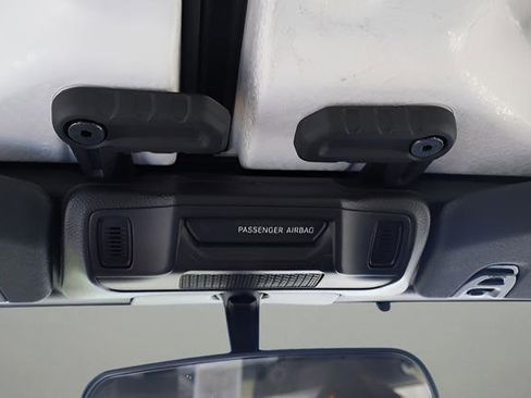 Used 2025 Jeep Wrangler Sport image 24