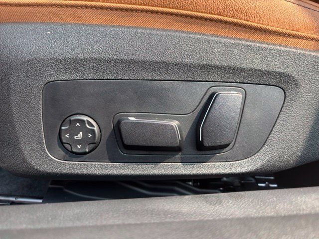 Certified 2026 BMW 430i xDrive Convertible w/ Premium Package AWD/4WD image 17