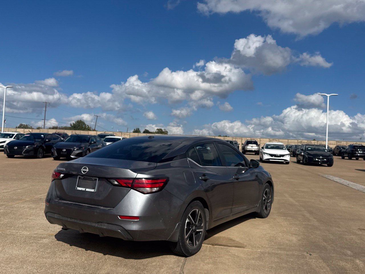 Used 2025 Nissan Sentra SV w/ Trunk Package FWD image 26