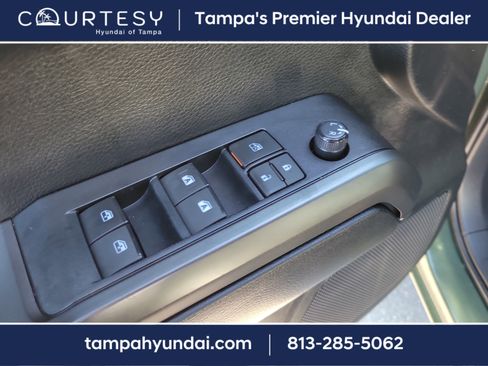 Used 2022 Toyota Tacoma TRD Sport image 16