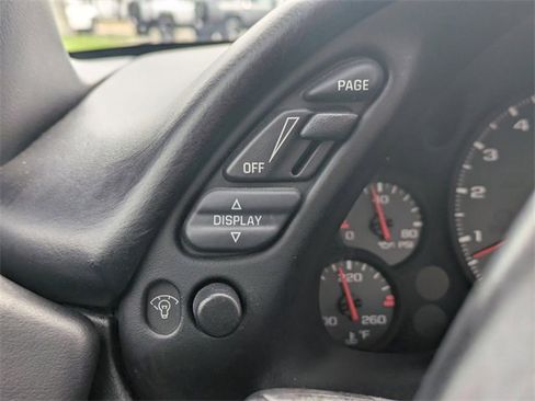 Used 2002 Chevrolet Corvette Convertible w/ Preferred Equipment Group2 image 20