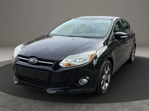 Used 2013 Ford Focus SE image 4