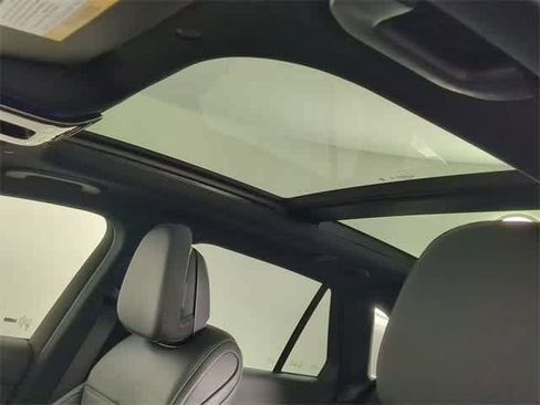 Certified 2026 Mercedes-Benz GLC 300 4MATIC image 17