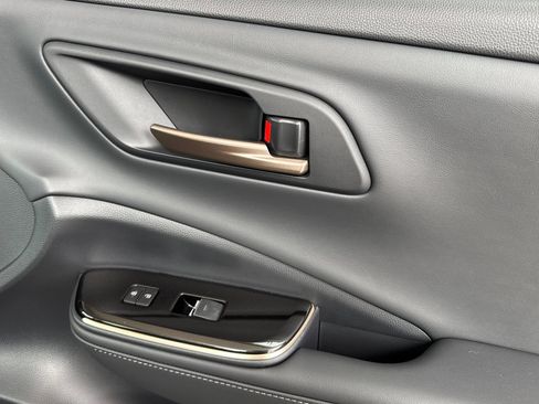 New 2025 Toyota Crown Signia image 20