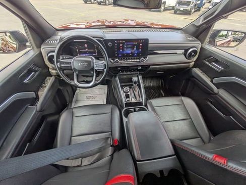 Used 2023 Chevrolet Colorado Z71 w/ Z71 Convenience Package 2 AWD/4WD image 32