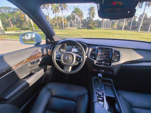 Used 2016 Volvo XC90 T6 Momentum w/ Momentum Plus Package AWD/4WD image 26