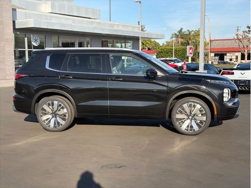 New 2026 Mitsubishi Outlander SEL Black Edition image 4