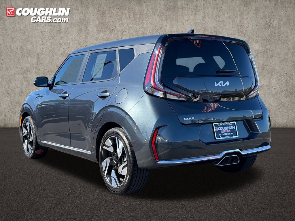 Used 2025 Kia Soul GT-Line w/ GT-Line Technology Package FWD image 5