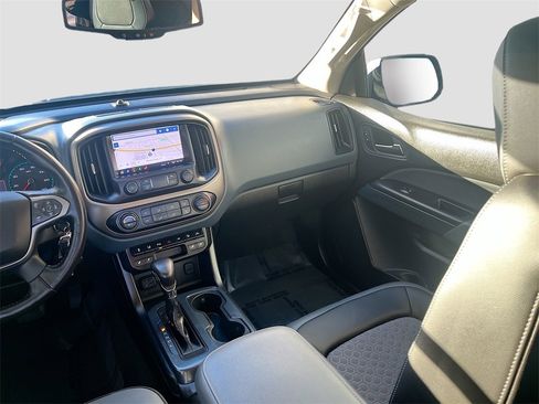Used 2022 Chevrolet Colorado Z71 w/ Trail Boss Package image 24
