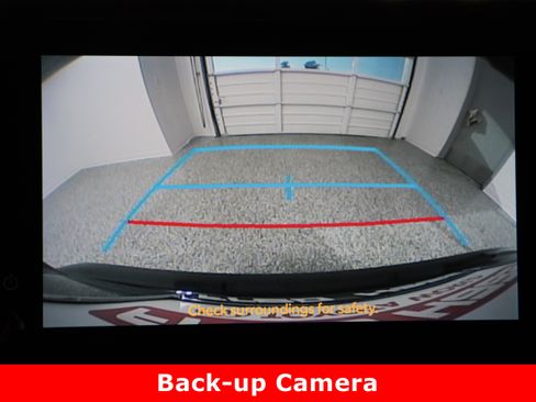 Used 2025 Toyota Corolla LE image 19