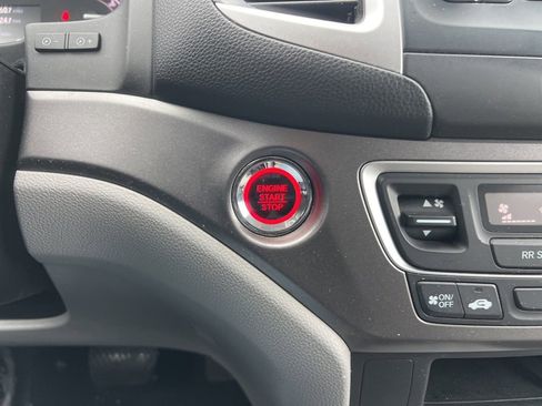 Used 2016 Honda Pilot LX image 15