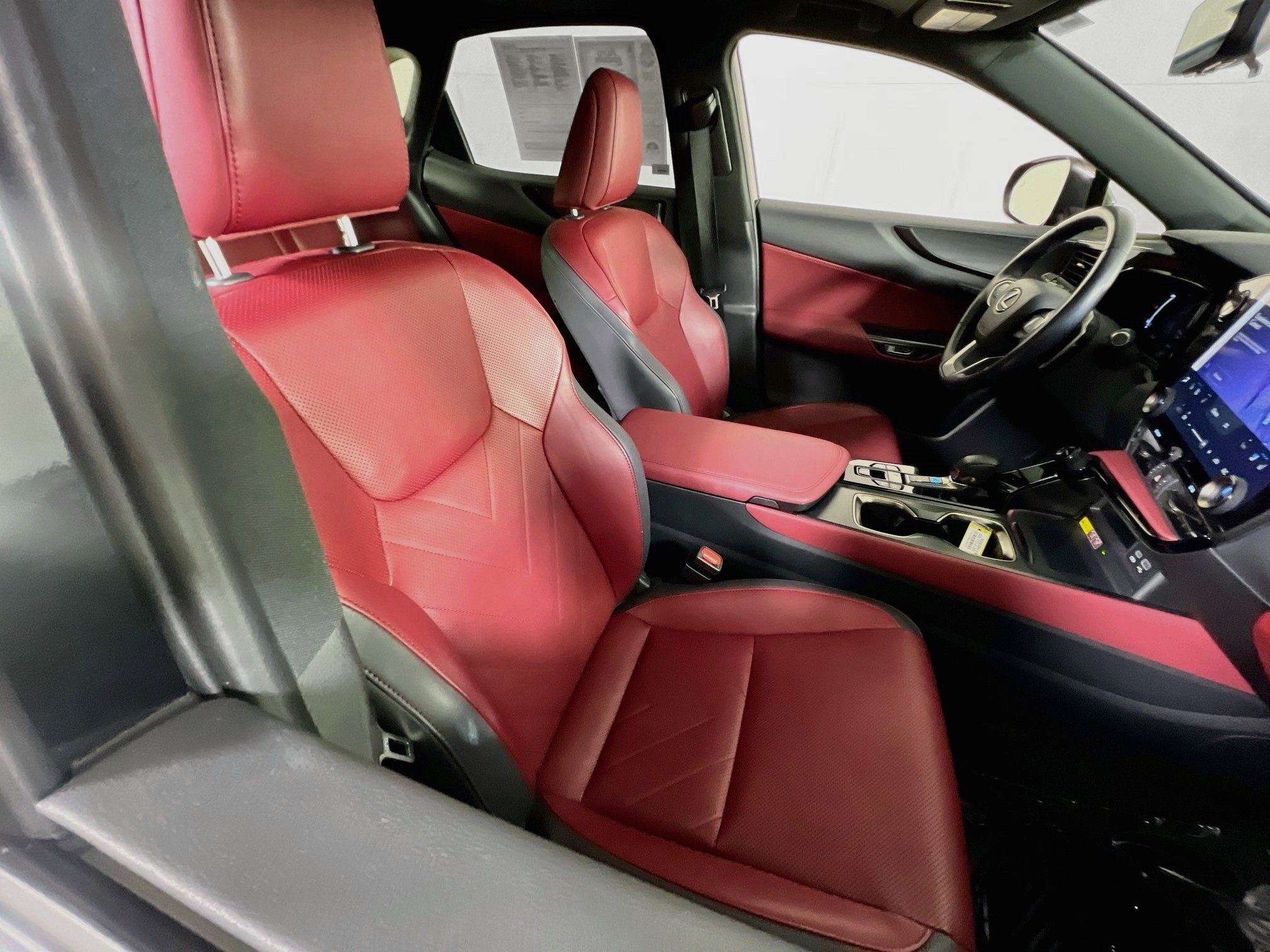 Used 2024 Lexus NX 450h+ AWD w/ Vision Package image 28
