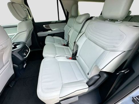 New 2026 Ford Expedition Max Platinum AWD/4WD image 17