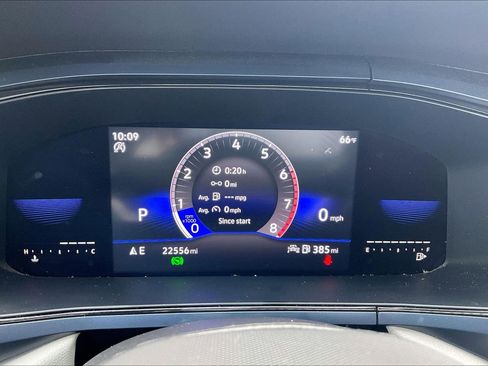 Certified 2022 Volkswagen Taos SE FWD image 20