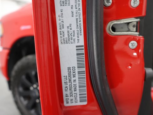 Used 2021 RAM 2500 Big Horn w/ Night Edition AWD/4WD image 65