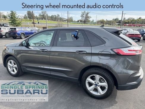 Used 2020 Ford Edge SE image 8