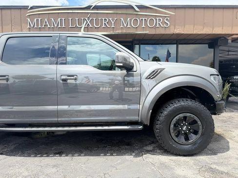 Used 2018 Ford F150 Raptor w/ Equipment Group 802A Luxury AWD/4WD image 16