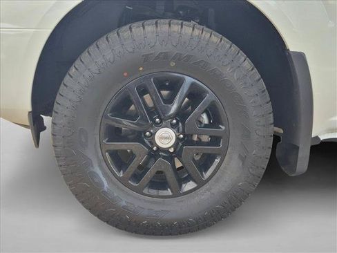 Used 2021 Nissan Frontier SV AWD/4WD image 21