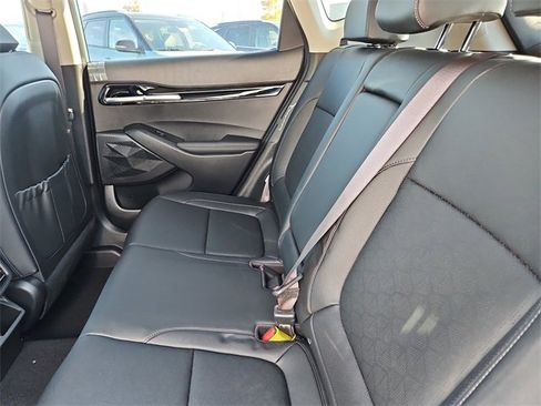 New 2026 Kia Seltos EX image 11