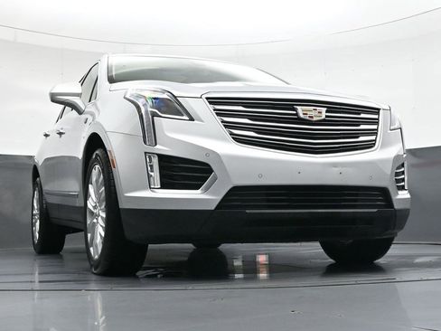 Used 2019 Cadillac XT5 Premium Luxury image 39