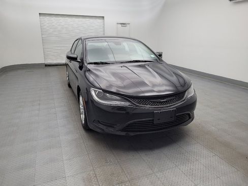 Used 2016 Chrysler 200 Limited image 14