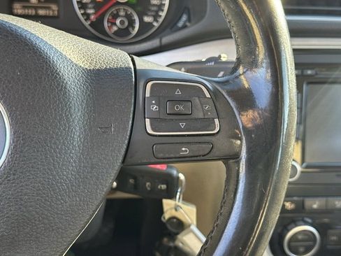 Used 2012 Volkswagen Passat TDI SE image 24