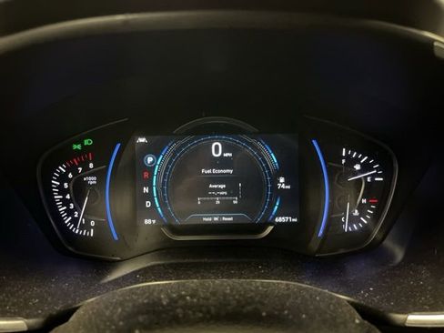 Used 2019 Hyundai Santa Fe Limited image 16