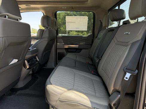 New 2026 Ford F350 Platinum w/ Platinum Plus Package AWD/4WD image 27